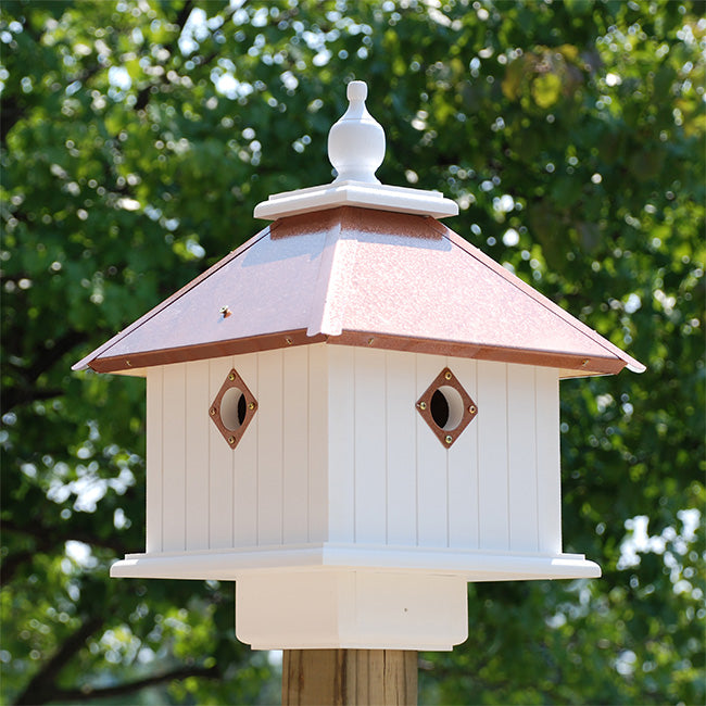 Birdhouse, The Carriage House | Pollinator Shelter in Cedar | Wing and Hive
