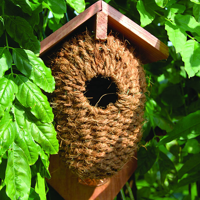 up close view of Birdhouse, Bird Nest Roosting Pocket, SUPER CUTE! www.wingandhive.com