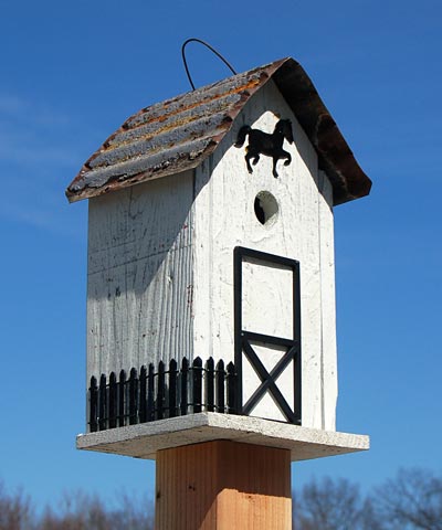 Birdhouse for Smaller Birds, Amish Made Summitville Stable www.wingandhive.com