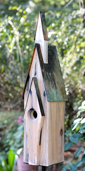 Birdhouse, Weathered White Graceland www.wingandhive.com